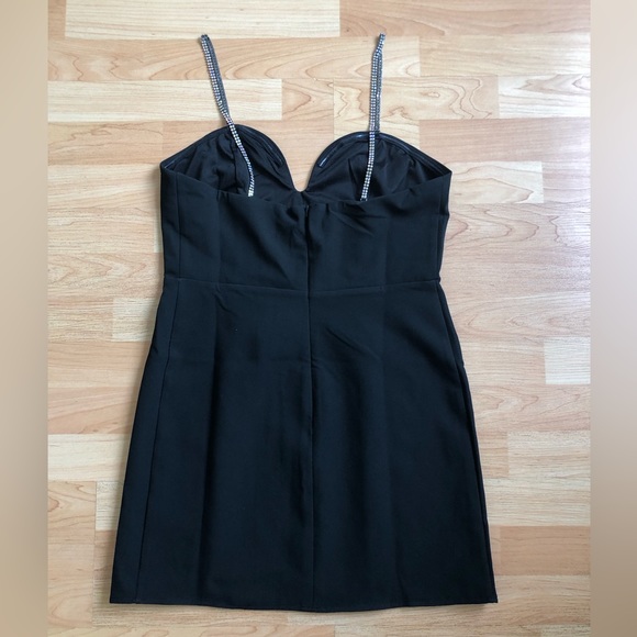 Rhinestone straps dress - Picture 8 of 8